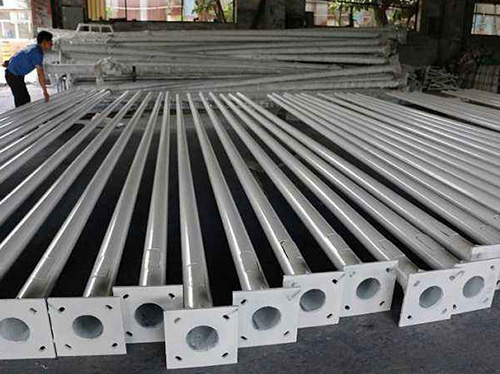 Galvanised light pole deals
